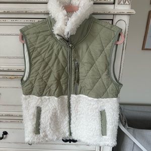 Abercrombie & Fitch vest
